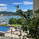 Brixhome Apartament